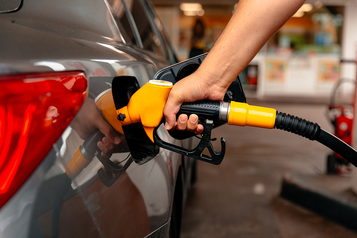 La aplicación de la regulación en los mercados de gasolina debe